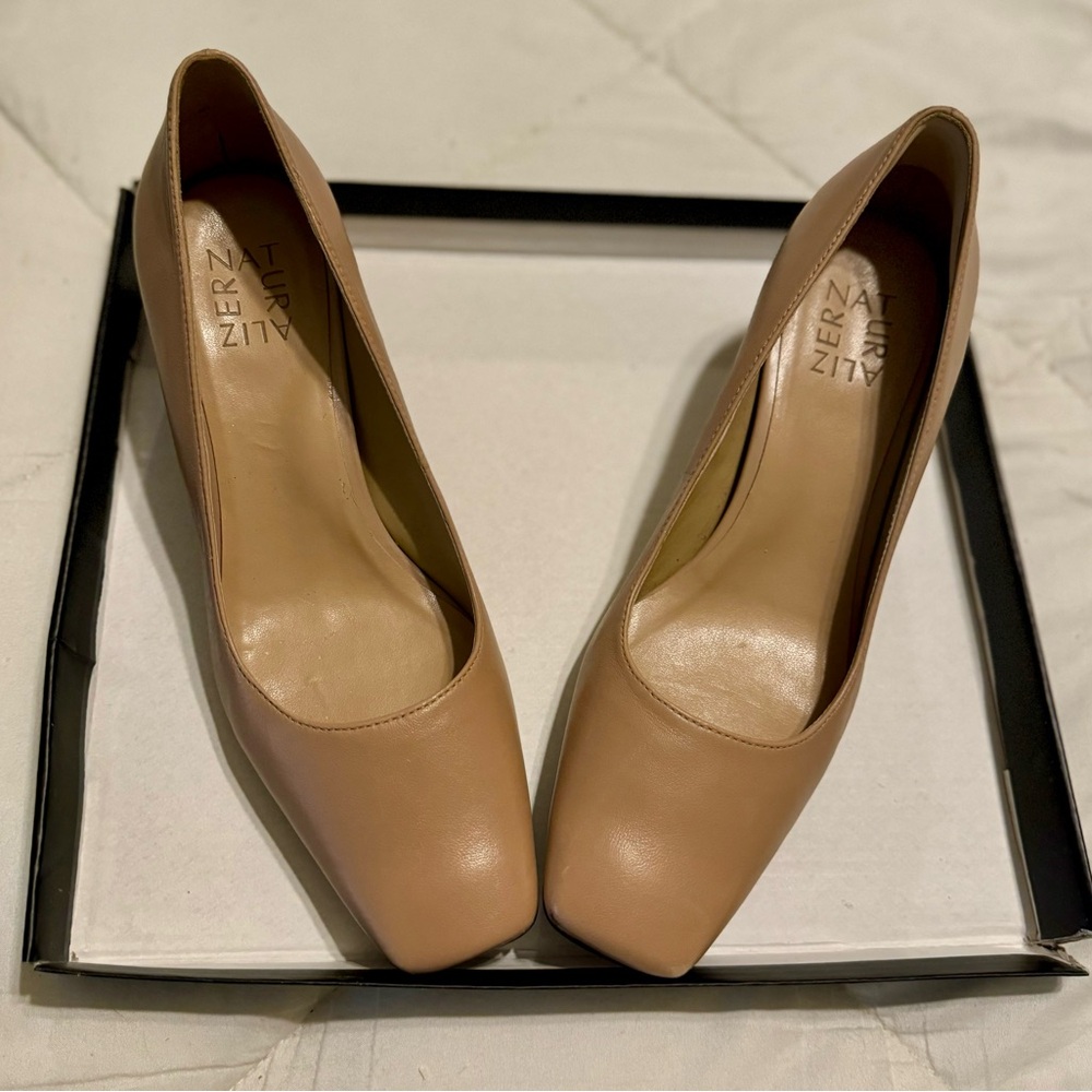 Naturalizer Karina Pump